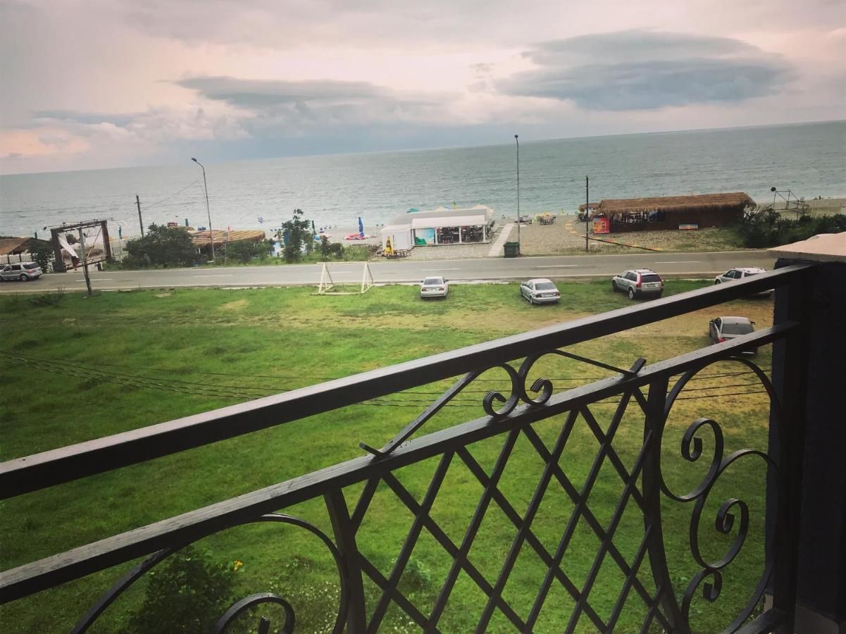 Отель Best Point Hotel Батуми-15