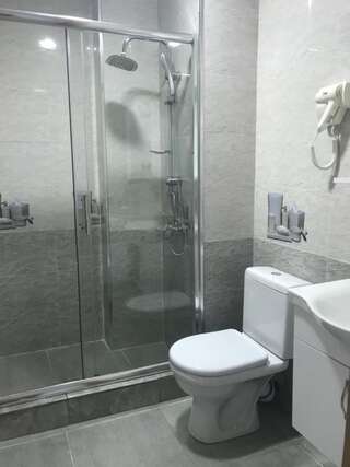 Отель Best Point Hotel Батуми Люкс, вид на море-1